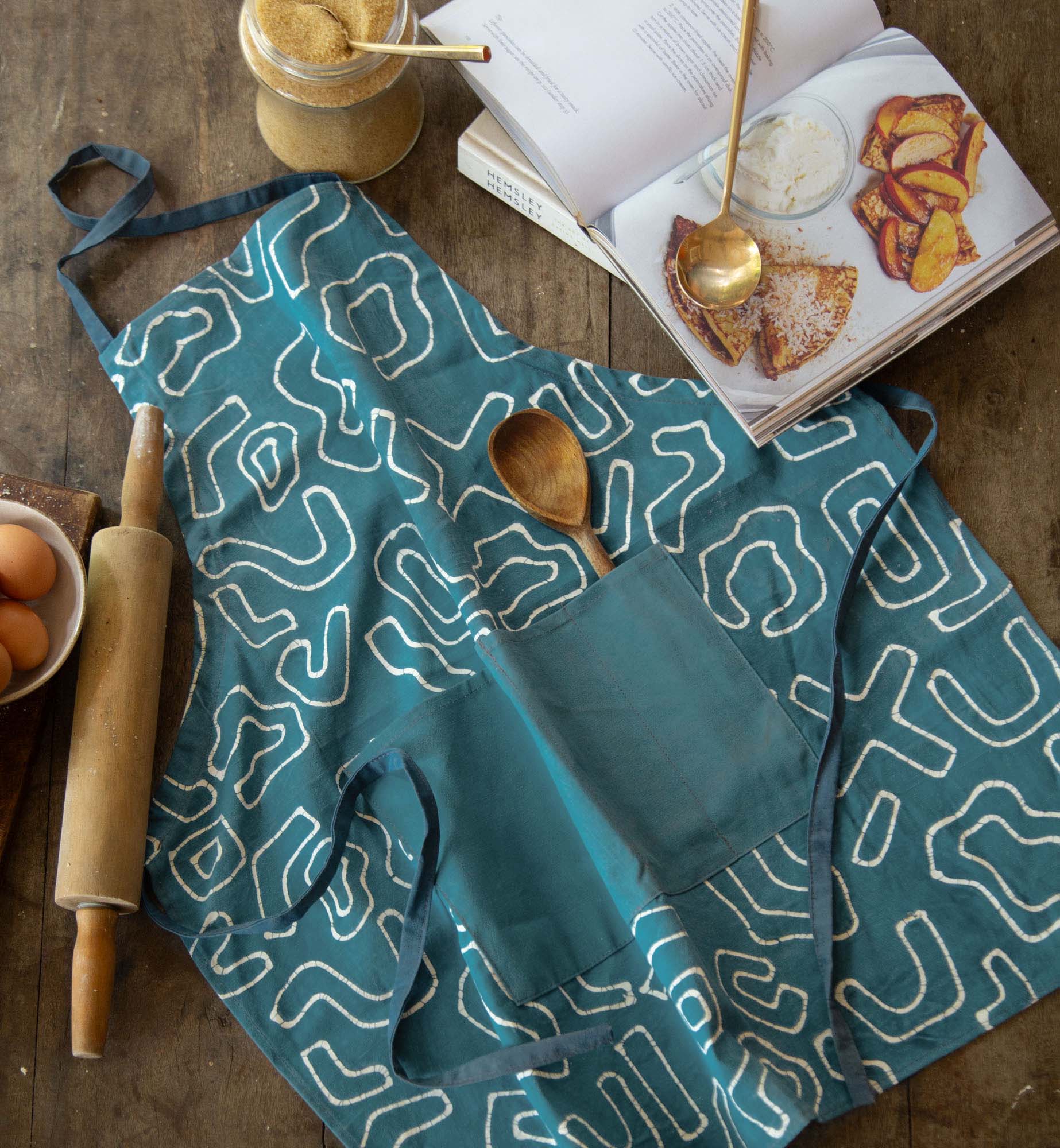 Kuba Blues Outline Teal Apron - Handmade by TRIBAL TEXTILES - Handcrafted Home Decor Interiors - African Made