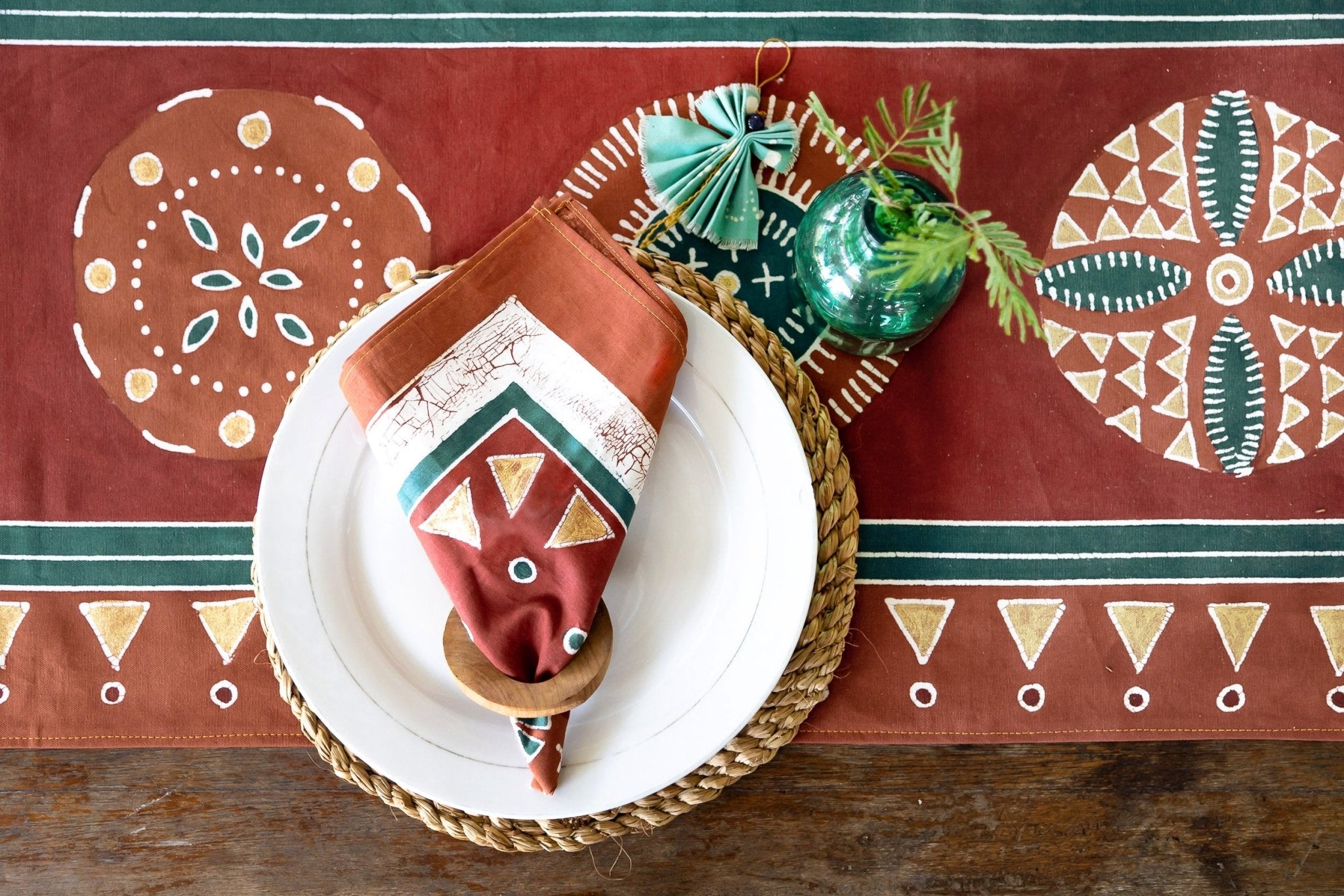 Kuosi Festive Napkin Set - Hand Painted by TRIBAL TEXTILES - Handcrafted Home Decor Interiors - African Made