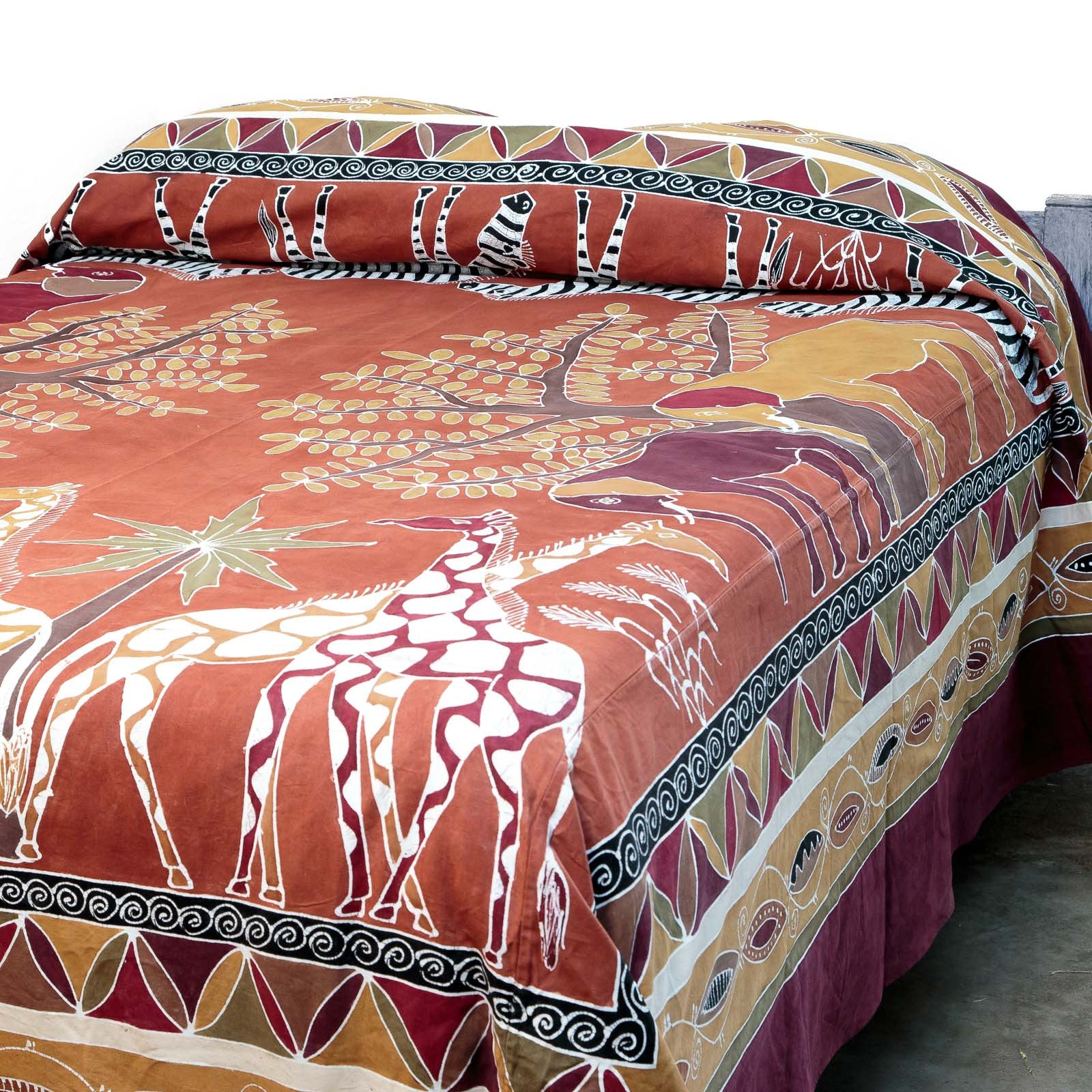 Fair-trade bed covers with african Safari Animal print
