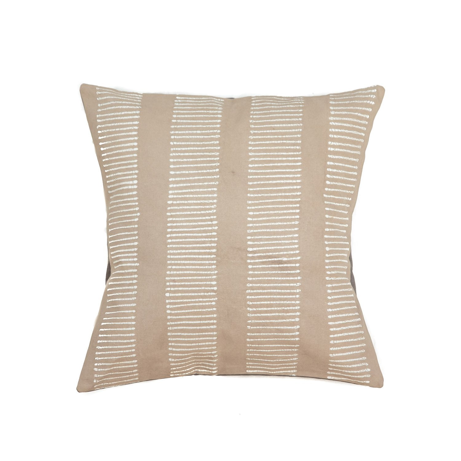 Throw Pillow with dots in light grey colours